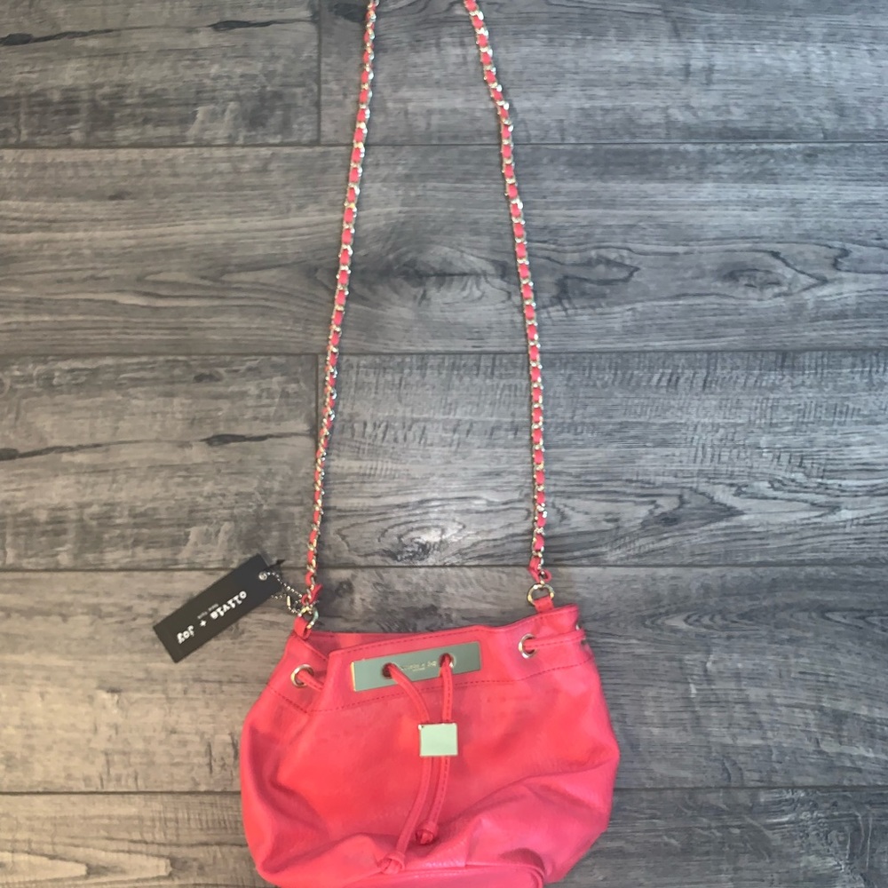 New With Tags Olivia + Joy Vibrant Coral & Gold Chain-Link Crossbody Purse